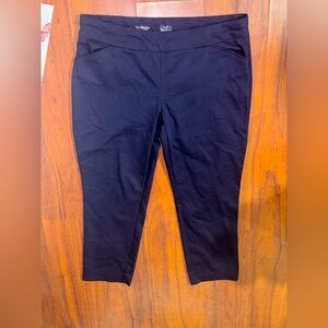 Navy crop stretch slacks /never worn size 18